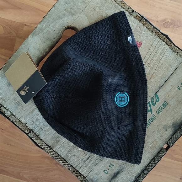 The North Face Other - NWT! The North Face TNF Mountain Beanie Black OS